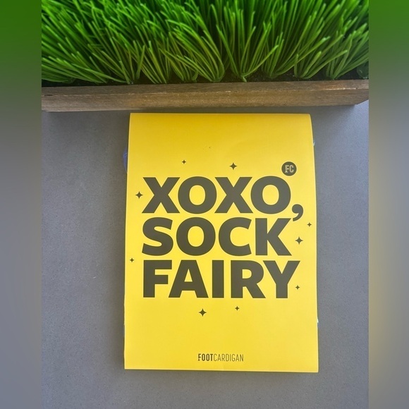 Foot Cardigan XOXO Sock Fairy| Popsicle Print | Kids one size NWT - Picture 5 of 8